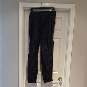 Men's Black Patagonia H2NO rain pants large